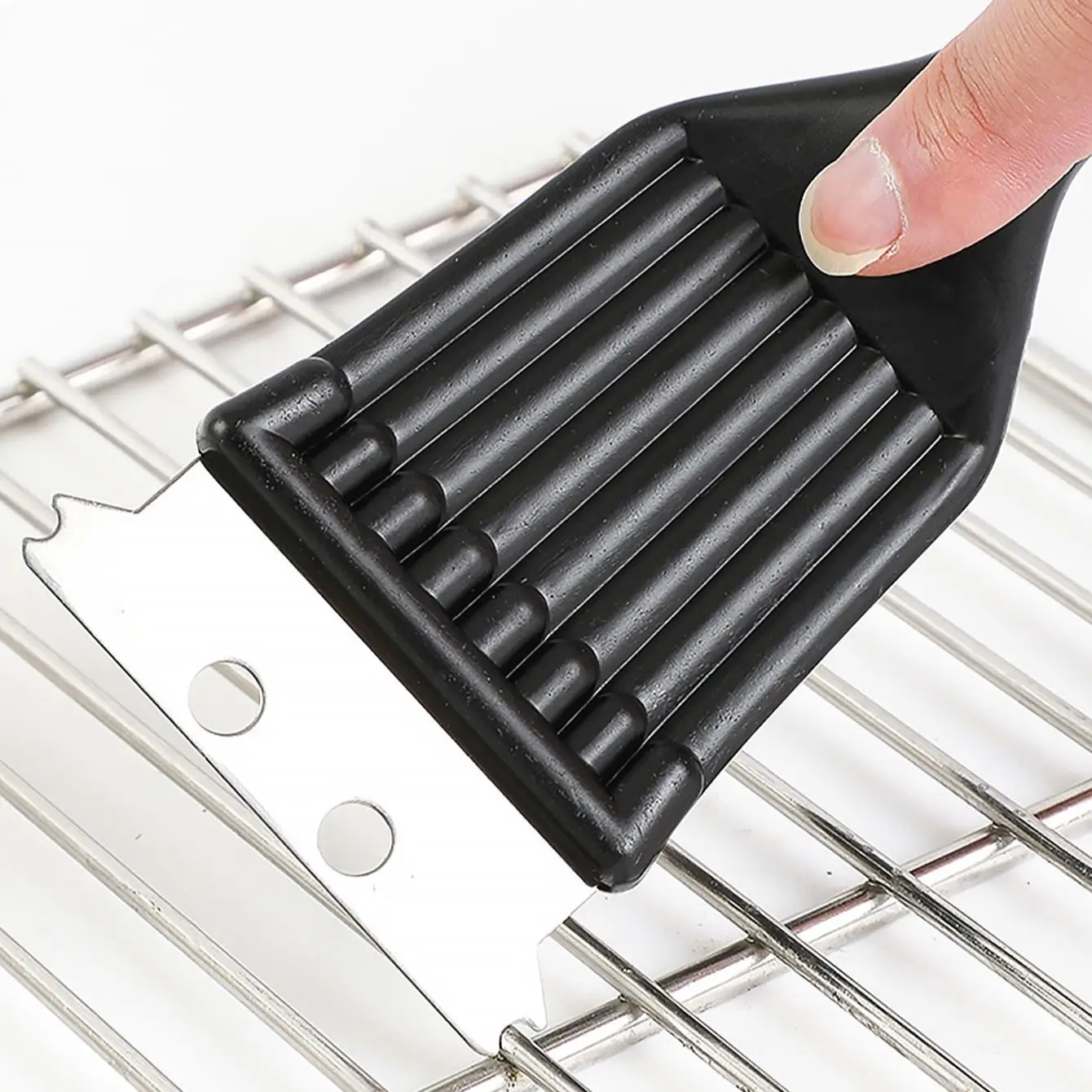 1 pc- Stainless steel wire baking brush, barbecue stove cleaning brush, grill rack cleaning brush, blade, two in one - Image 2