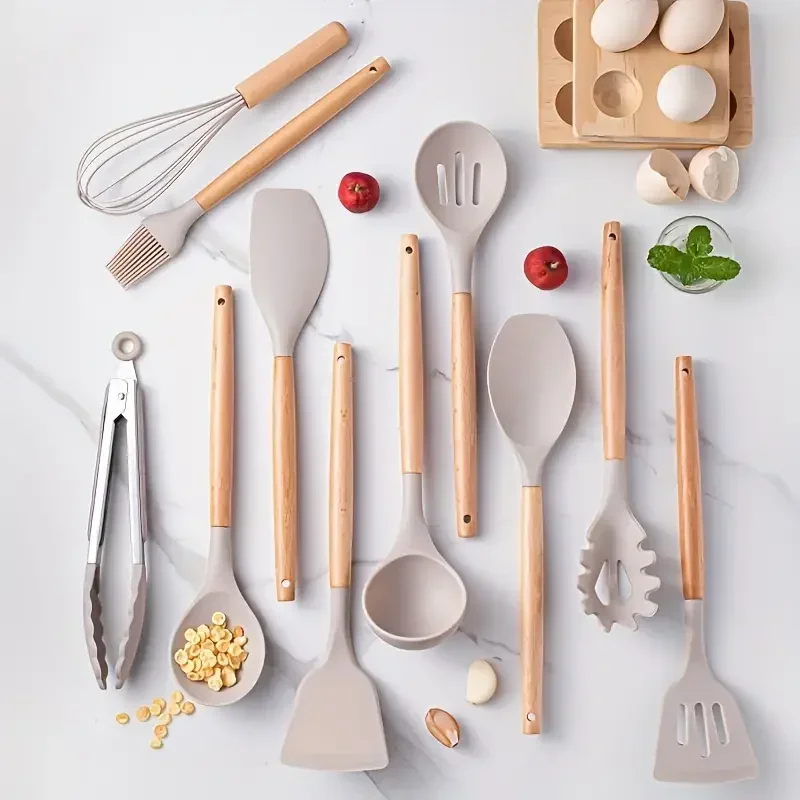 12pcs Set of Multi-color Silicone Wooden Handle Kitchenware Set Non Stick Pot Spatula and Spoon Cooking Utensils, Heat-resistant - Image 2