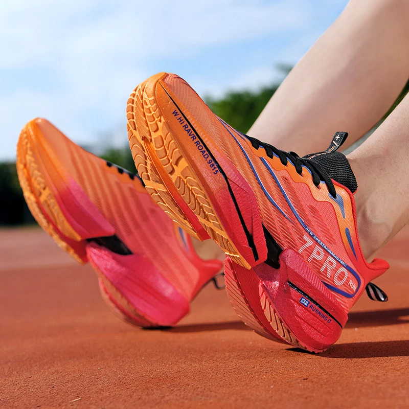 New Men's Carbon Plate Sneakers Outdoor Soft Sole Mesh Sports Shoes Running Shoes Light Anti-Slip Casual Couple Tennis Shoes - Image 3
