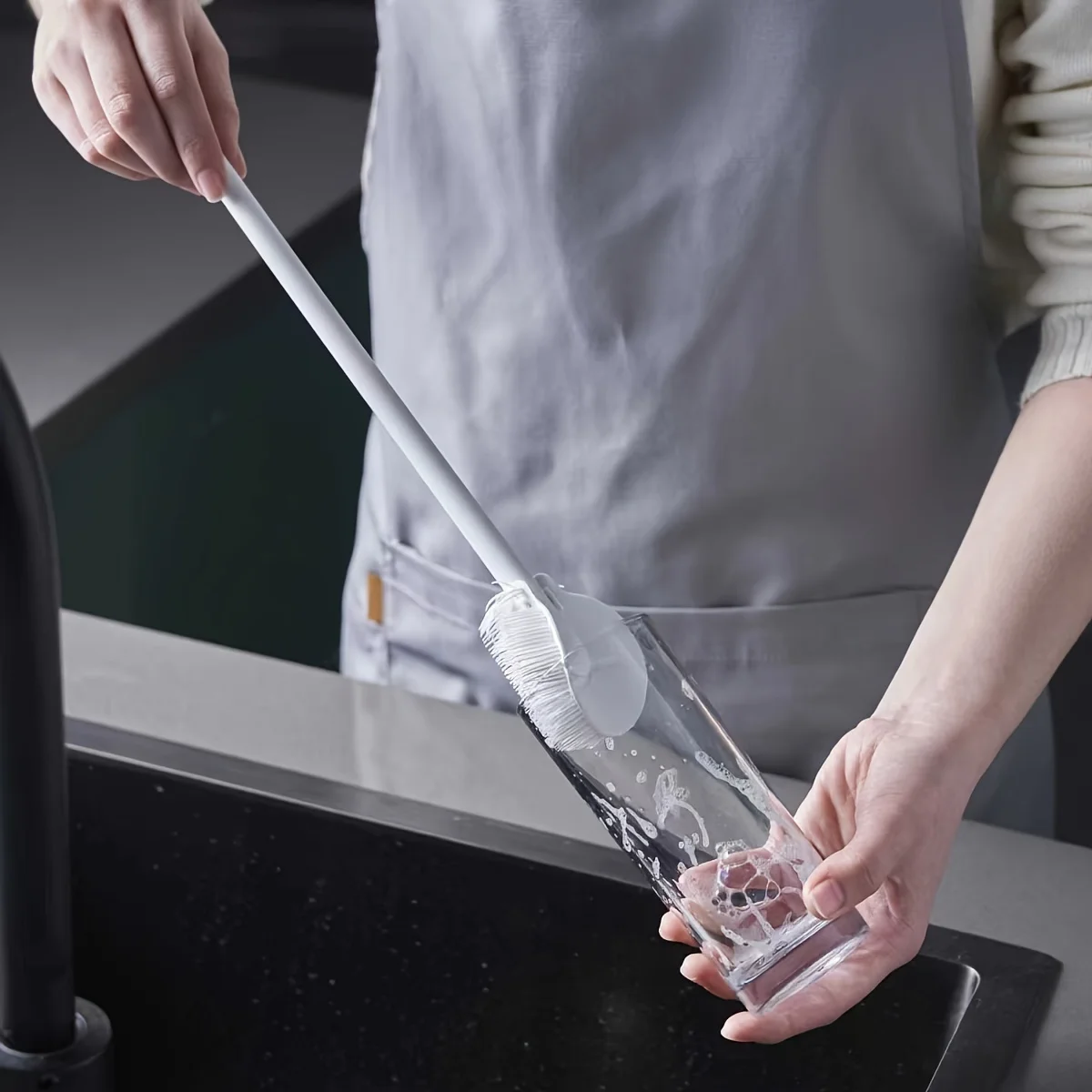 Foldable 360 degree comprehensive cleaning silicone brush with long handle design, reusable for bottles and cups - Image 2