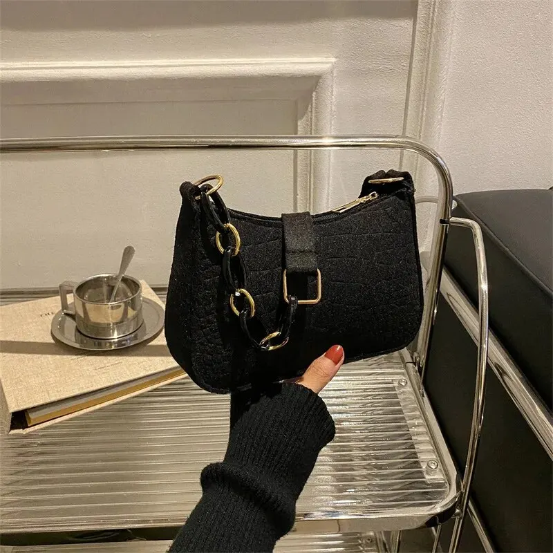Popular Retro Gentle Temperament Small Square Bag 2024 Autumn Shoulder Handheld Fashion Casual Yankee Underarm Small Square Bag - Image 4