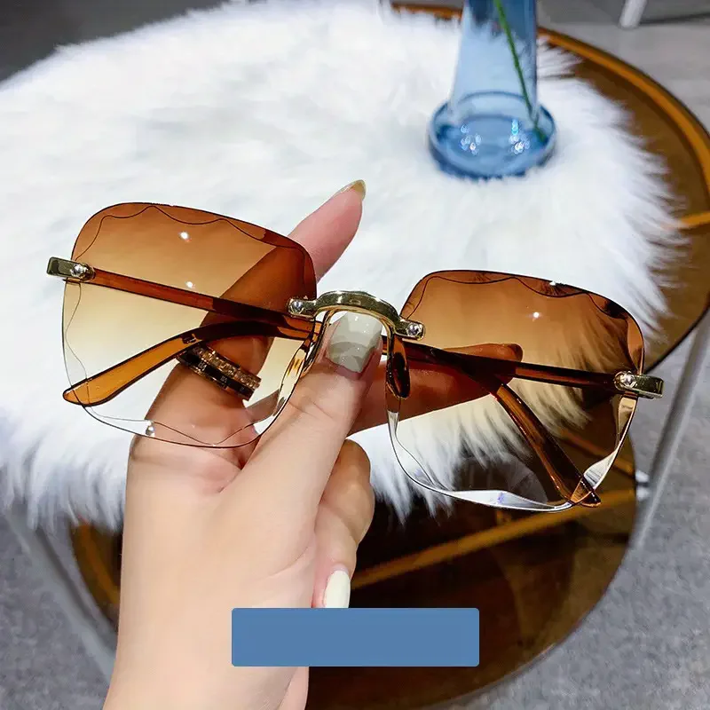 Square Rimless Sunglasses Women Luxury Brand Designer Summer Red Glasses Fashion Sun glasses For Men UV400 Shades Oculos - Image 2